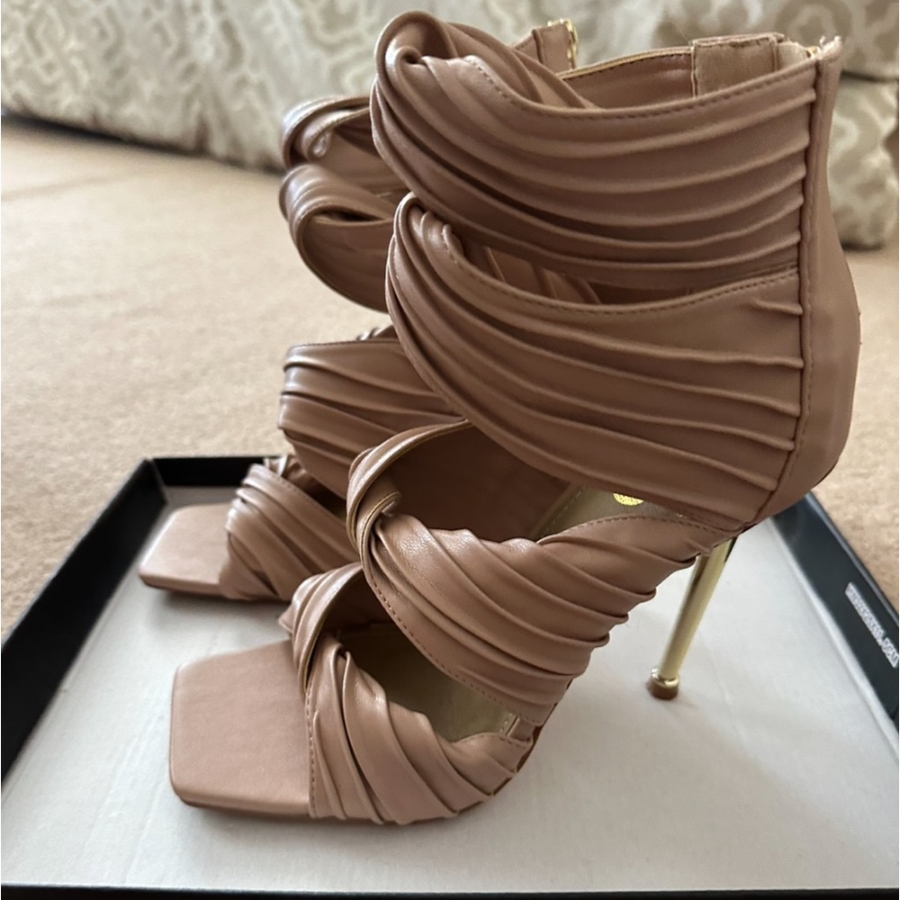 Ego twisted high heels, worn twice, beautiful color, size UK 6 = US 8.5